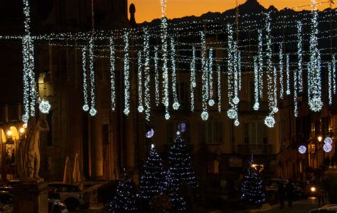 Aspettando Il Natale A Moncalieri Mercatini Luci Concerti E