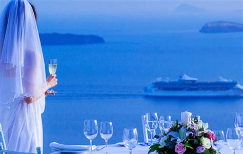 Weddings in Santorini Greece / Greece