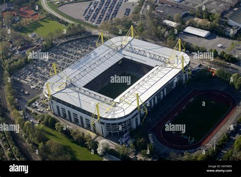 Borussia Dortmund Hi Res Stock Photography And Images Alamy