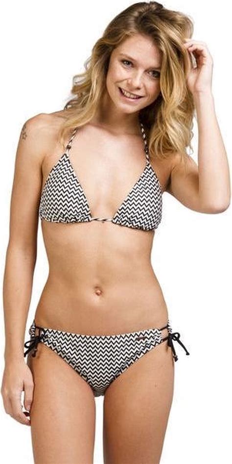 Protest MM LILIANA Triangle Bikini Top Dames Seashell Maat L 40