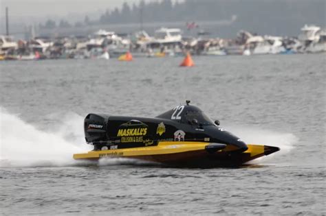 Pos Dan Pln Dukung Pasokan Listrik Di F Powerboat World Championship