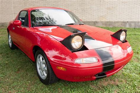 No Reserve: 1990 Mazda MX-5 Miata 5-Speed | Mazda mx5 miata, Miata, Mazda mx