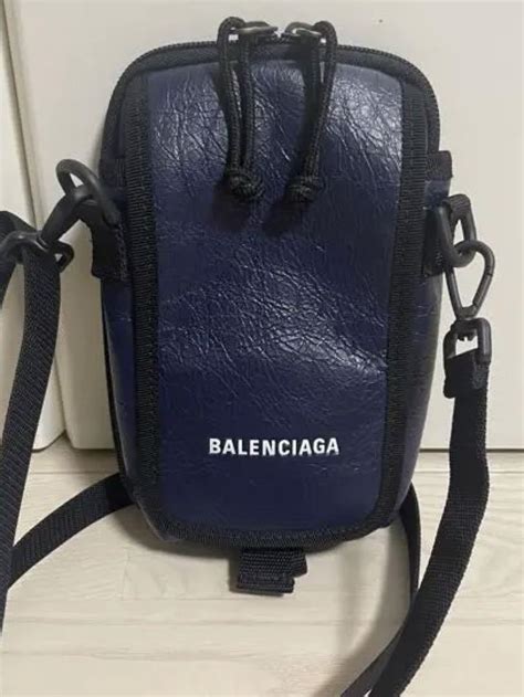 美品BALENCIAGA バレンシアガ エクスプローラー ショルダーバッグ青 楽天市場