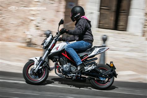 Essai Benelli Tornado Naked T125