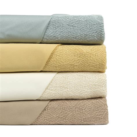 7 Reasons Why Bamboo Bed Sheets And Towels Are Better Than Your Old Ones