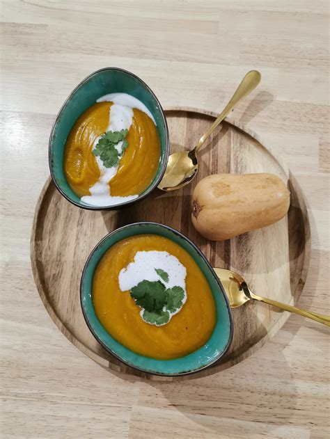 Velouté butternut et lentilles corail façon dhal Peugeot Tristan