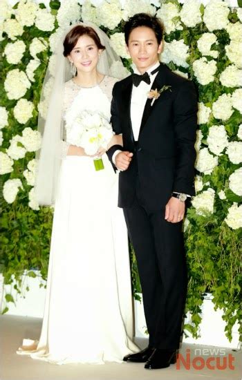 Lee Bo Young and Ji Sung's wedding 27 September 2013