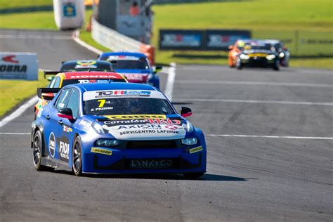 El Tcr South America Define A Su Campe N En Villucum