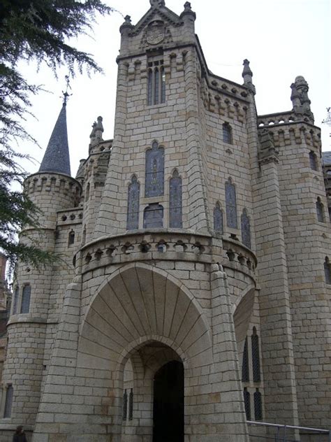 La Rosa De Los Vientos Gaud El Genio Del Modernismo Gaudi Antonio