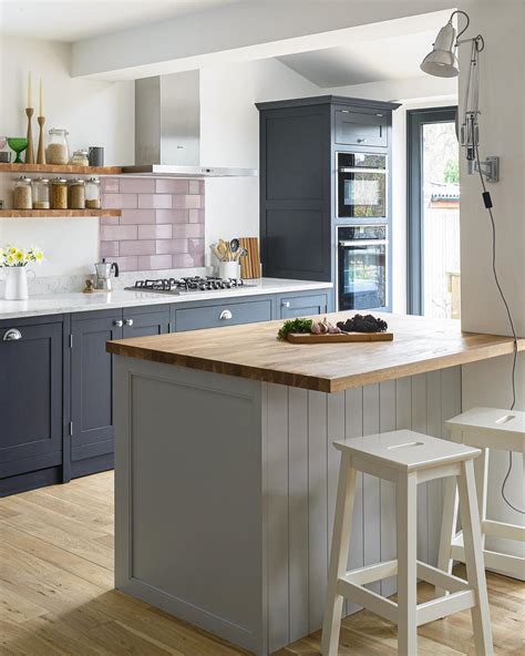 The Shaker Workshop On Instagram We Love This Kitchen Layout So Much