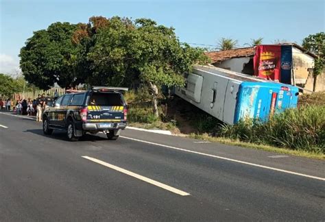 Motorista de ônibus que levava romeiros para Juazeiro do Norte morre em