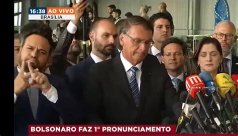 Bolsonaro Faz Primeiro Pronunciamento Diz Que Vai Cumprir A