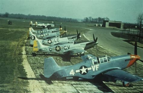 P 51 Mustangs Vf 4 42 106894 Of The 4th Fighter Group Cv Q Of