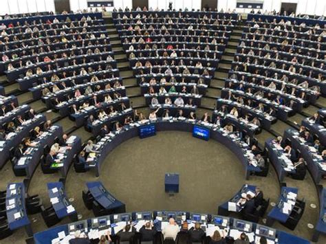 Parlament Europejski przyjął rezolucję w sprawie Polski Wiadomości