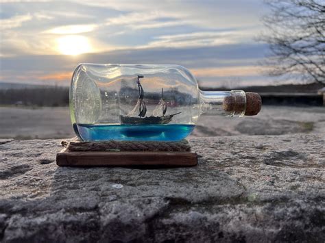 The brigantine in a bottle. : r/Seaofthieves