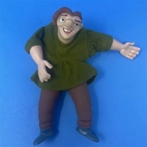 DISNEY QUASIMODO HUNCHBACK Of Notre Dame Puppet Doll 9 Plush Burger