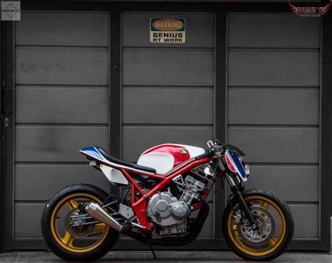 Honda Cbr 400 Cafe Racer The Complete Package Ellaspede S Immaculate