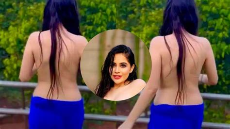 Urfi Javed Letest Hot And Sexy Viral Video In Toplesss Dress By Filmy News Youtube