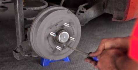 How To Replace Your Drum Brakes Autozone