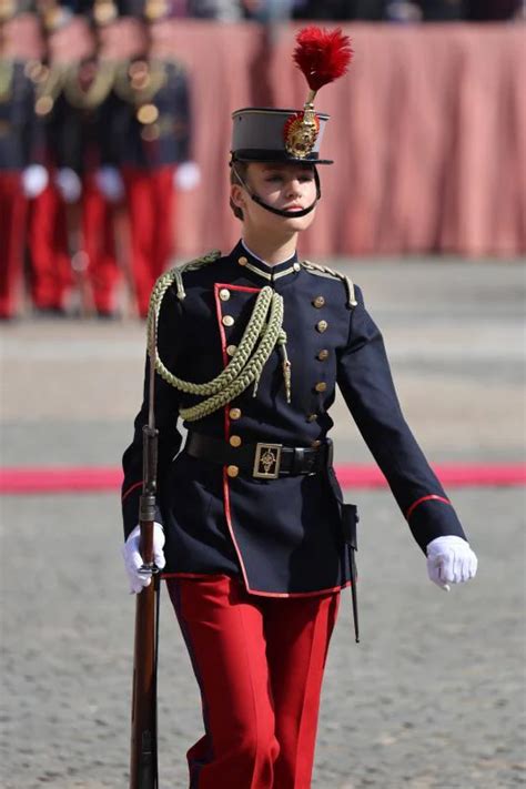 La Jura De Bandera De La Princesa Leonor En Im Genes El Correo