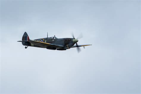 IMG 9094 Spitfire LF Mk IXe Beth Braham Hartle Flickr