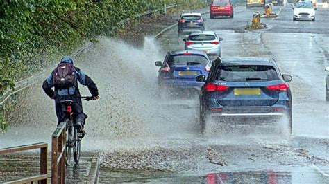 Severe Weather Warning Issued As Scots To Be Battered By