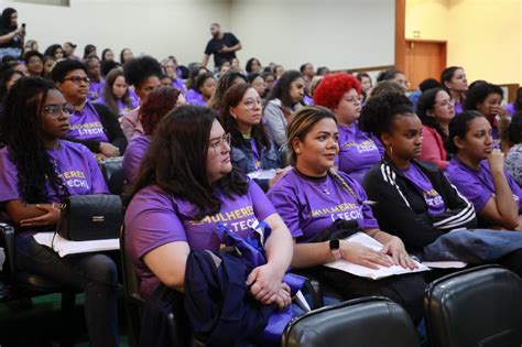 Prefeitura do Rio dá início à segunda edição do curso Mulheres Tech