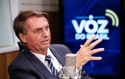 Bolsonaro só será preso após julgamento diz advogado de Cid