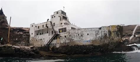 La ‘casa Buque De Pucusana Un Titanic Abandonado Que Sobrevive En El Balneario Sureño Infobae