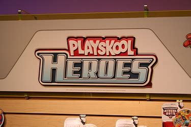 Toy Fair 2011 Coverage - Hasbro: Playskool Heroes - Parry Game Preserve