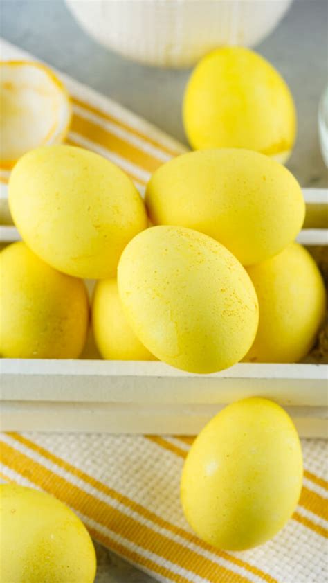 Natural Yellow Egg Dye – How to Dye Eggs Naturally