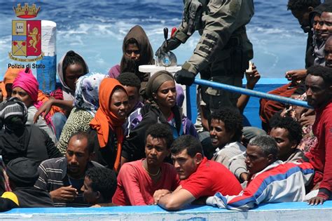 Migranti In 18 Soccorsi Nel Canale Della Manica