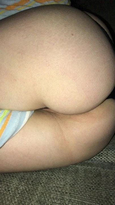 Amateur MILF Arse Pussy Feet And Soles Close Up German Brunette Porn XHamster