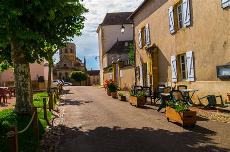 La Bourgogne Hors Des Sentiers Battus Lieux Secrets O Et Quand