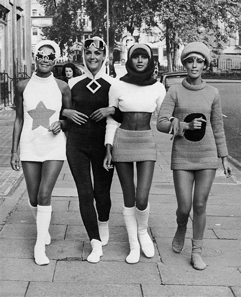 Sixties — Swinging London December 1966 Four Models Sixties Fashion Retro Fashion 60s