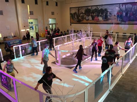 Portable Synthetic Ice Skating Rink Rental Lets Party