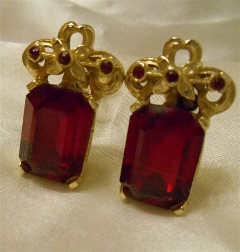 Coro Faceted Rectangle Red Stone Screw Back Earrings Set In Etsy