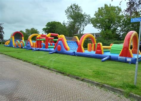 Mega Stormbaan 35 Meter Huren Springkussenverhuur Leeuwarden