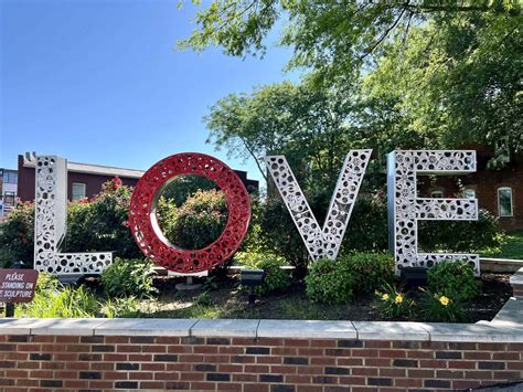Visitors are falling in love with culpeper va shops 30