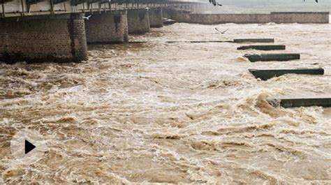 Yamuna River Water Level Of Yamuna River Breaches Danger Mark In Delhi