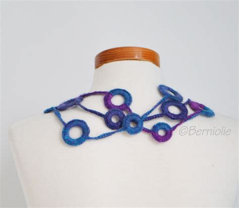 Crochet Circle Necklace N381 Berniolie