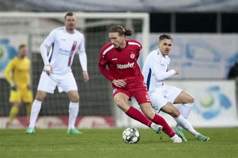 Rekordsieger Rot Weiss Essen Komplettiert Halbfinale Im Niederrheinpokal