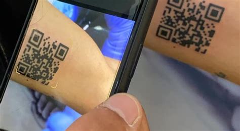 Green Pass Studente Si Fa Un Tatuaggio Con Il Qr Code E Funziona