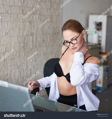 Sexy Secretary Glasses Undress Office Online库存照片388326508 Shutterstock