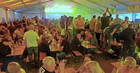 Trotz Stromausfall Beim Bockbierfest In Hagenbach Herrscht