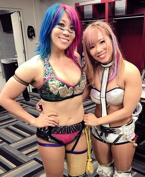 DivaTights-Women of Wrestling in Tights and Pantyhose: Asuka and Kairi