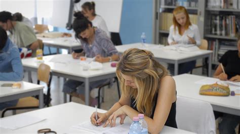 Esame Di Maturit Al Via Per Studenti Commissari E Presidenti