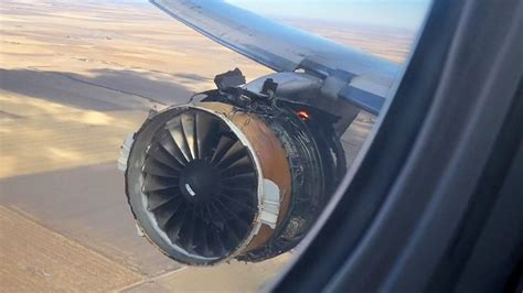 Boeing 747 Engine Bursts Into Flames