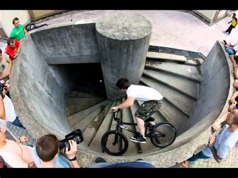 Bmx Wallrider Ryan Sher Curved Wallride Youtube