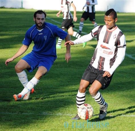 FUTEBOL Persi Marcou Ao U Almeirim E Apanhou Bexiga No Comando Dos